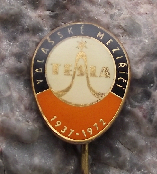 1972 Tesla Valašské Měřici Pin Badge