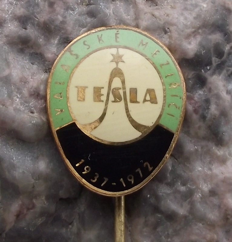 1972 Tesla Valašské Měřici Pin Badge