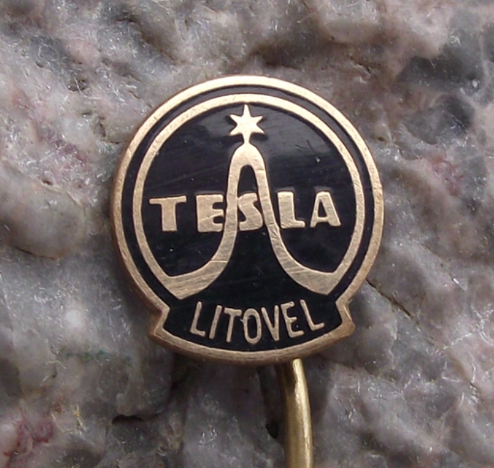 Vintage Tesla Electronics Litovel Czechoslovakia Sine Wave Pin Badge