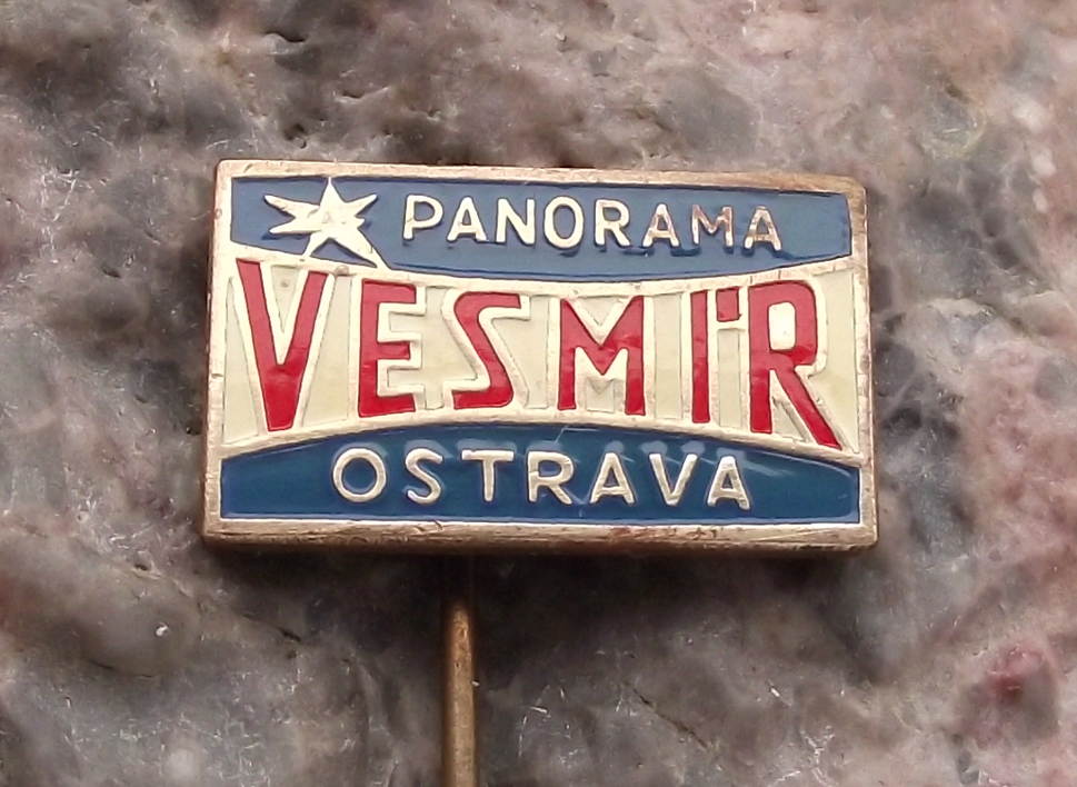 Vintage Movie House Cinema Panorama Vesmír Ostrava Wide Screen Pin Badge