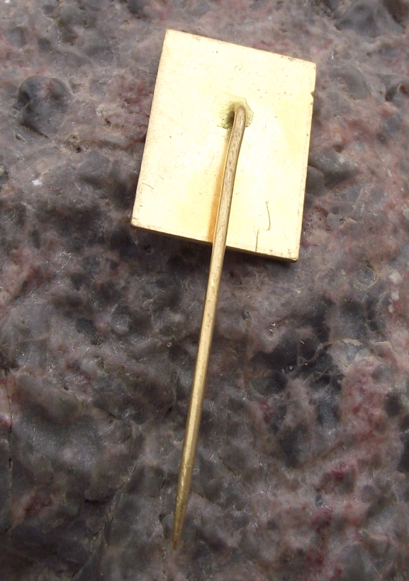 1982 Ivan Lendl vs John McEnroe WCT Tennis Finals Pin Badge