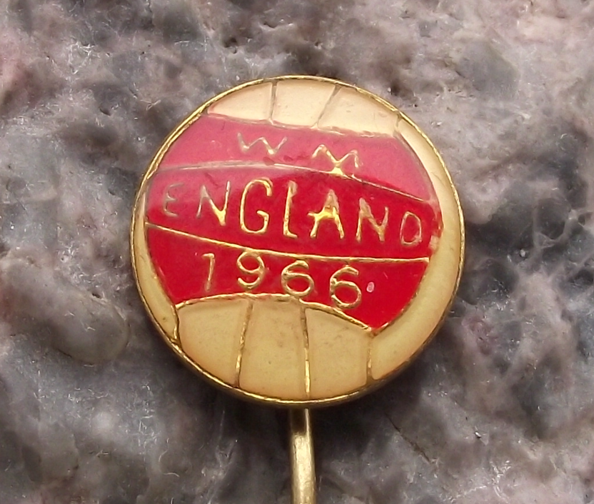 1966 World Cup WM England Weltmeisterschaft Football Pin Badge