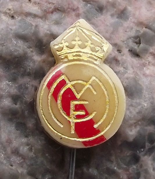 Vintage Real Madrid CF Spain Soccer Football Crest Pin Badge