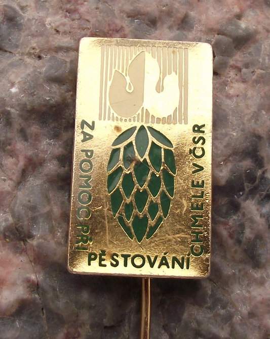 Rare Vintage Hops Field Farmers Harvest Volunteer Award Beer Pin Badge