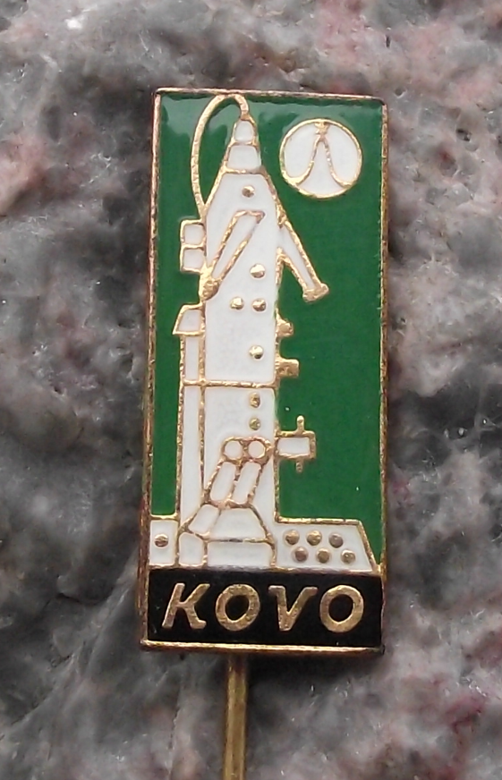 Vintage Tesla Kovo Pioneering Electron Microscope Scientific Pin Badge