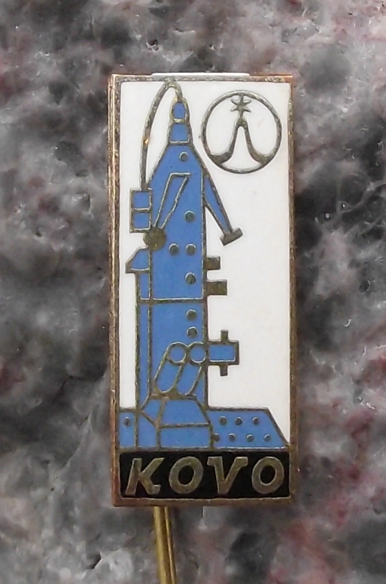 Vintage Tesla Kovo Pioneering Electron Microscope Scientific Pin Badge