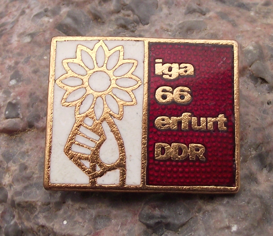 1966 Erfurt Horticultural Flower Show Internationale Garten IGA Pin Badge