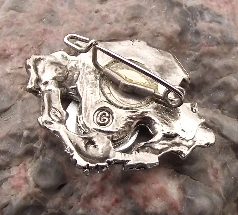 Vintage Tyrol Tirol Austria Tourist Crest Edelweiss Mountain Hut Pin Badge