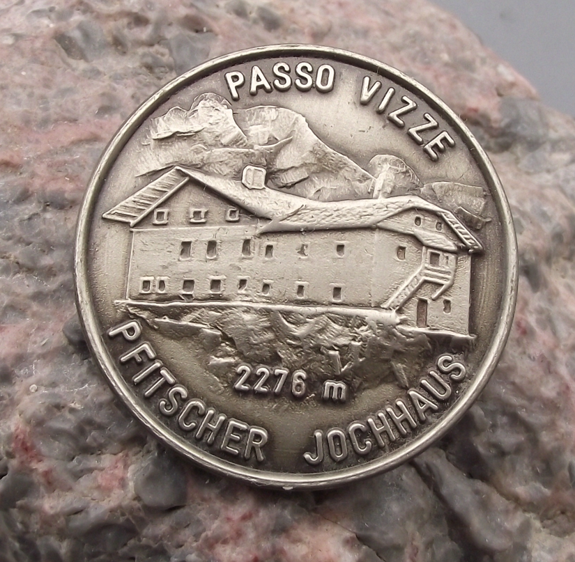 Vintage Austria Passo Vizze 2276m Pfitscherjoch Mountain Pass Pin Badge