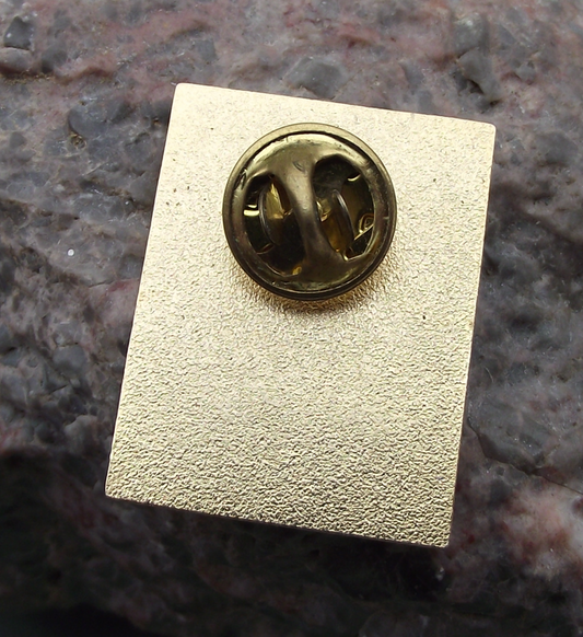 2001 Beaujolais Nouveau Georges Deboeuf Grape Wine Pin Badge