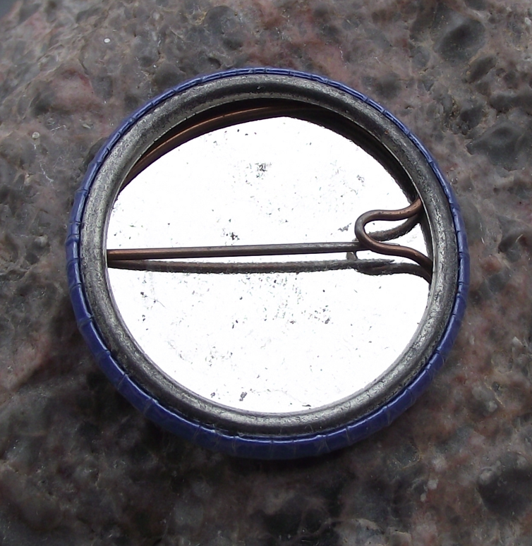 1984 Peace Movement March Västerås Sweden White Dove Pin Badge