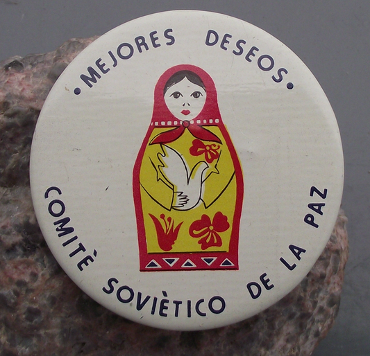 Vintage Soviet Peace Committee Best Wishes Matryoshka Doll Dove Pin Badge