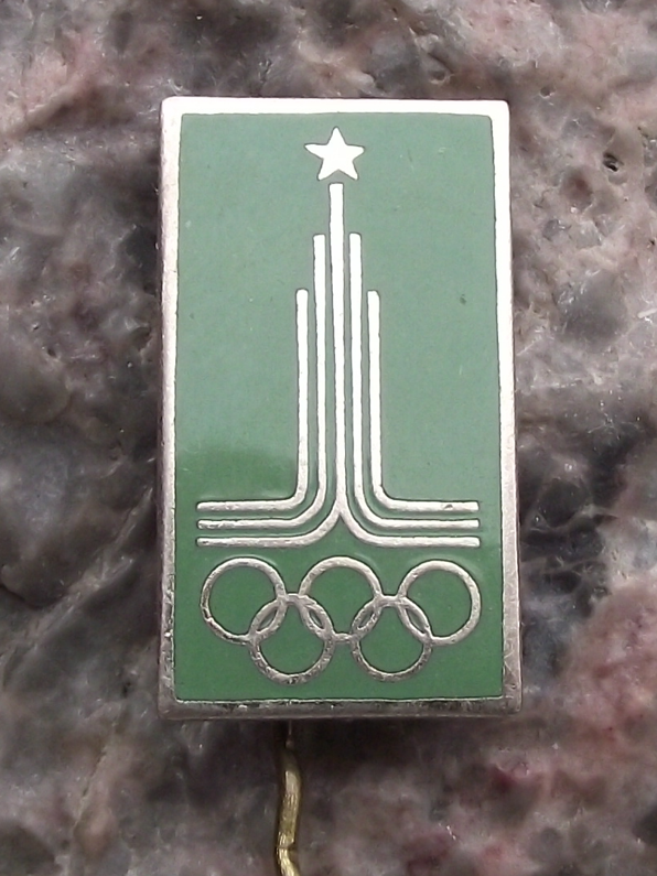 1980 Moscow Olympic Games USSR Soviet Union Light Colour Pin Badge