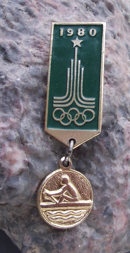 1980 Moscow Olympic Games Rowing Event Medal Style Pin Badge