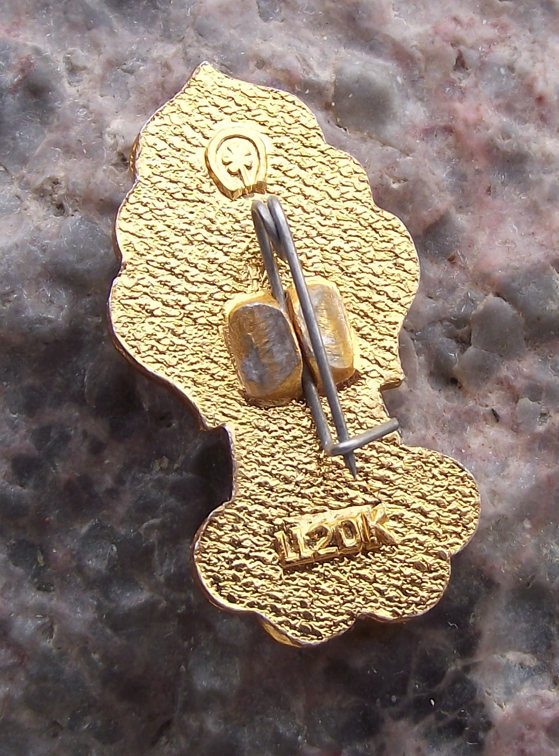 1980 Moscow Olympic Games Rings Traditional Russian Girl Pin Badge