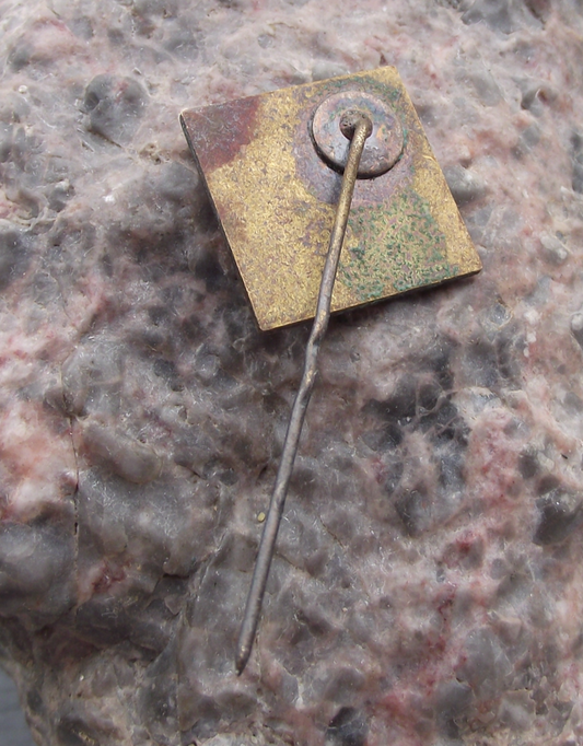 Vintage Soviet Union Communications Workers Trade Union Radio Mast Pin Badge