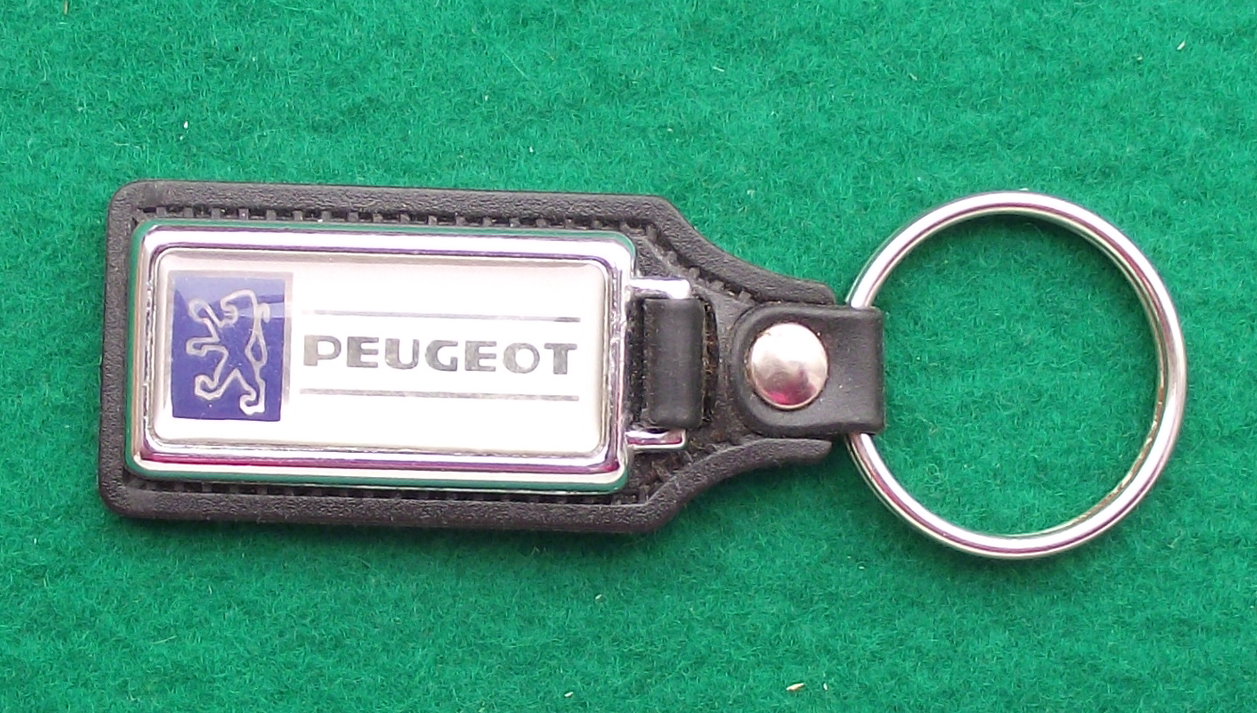Vintage Peugeot Lion Symbol Logo Car Company Fydek Mistek Keychain Key Ring