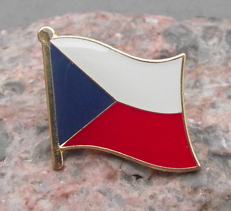 Czechia Czech Czechoslovakia Fluttering National Flag Clasp Pin Badge