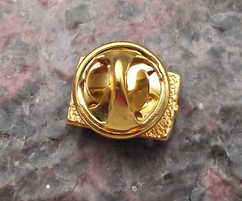 Small Tunisia Tunisian National Flag Red Crescent Moon Star Clasp Pin Badge