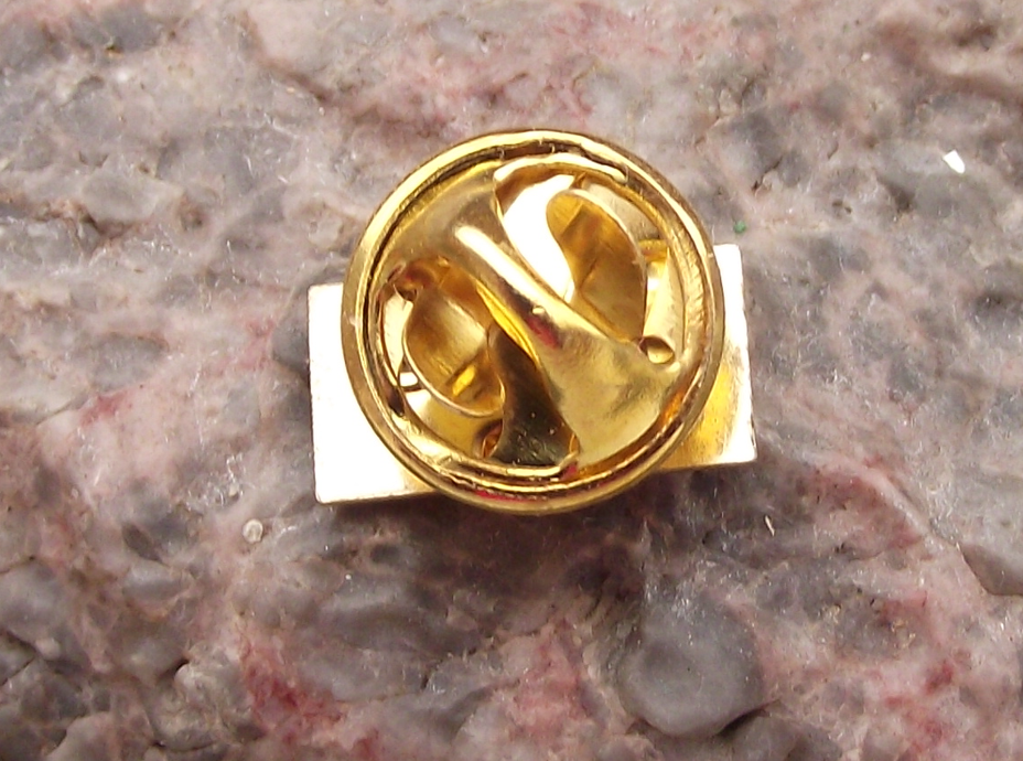 Discrete Official National Flag of Canada Canadian Maple Leaf Pin Badge