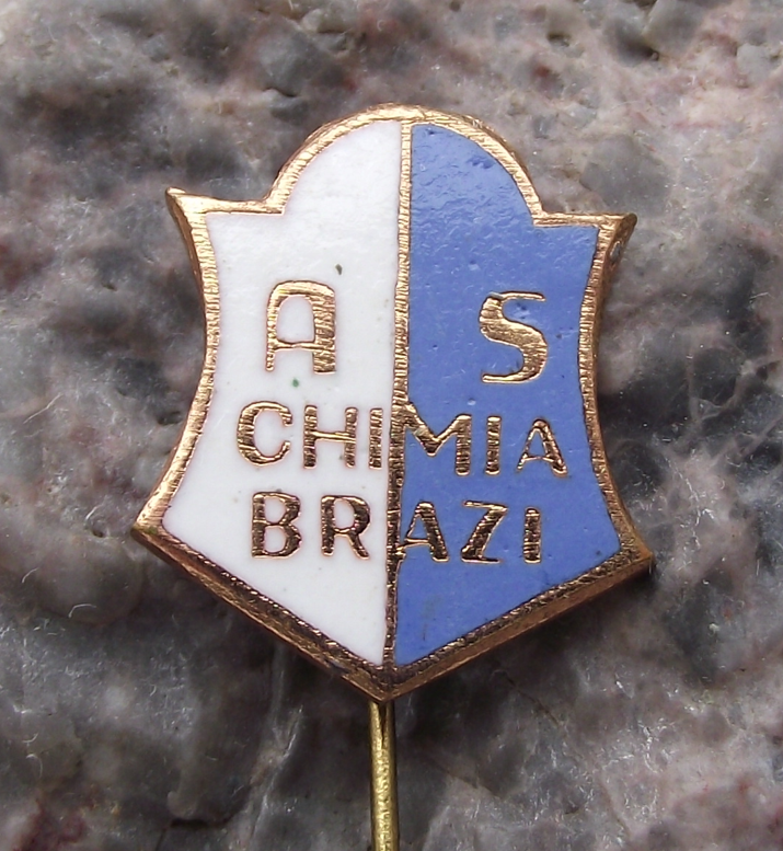 Vintage  AS Chimia Brazi Football Club Romania Soccer Pin Badge