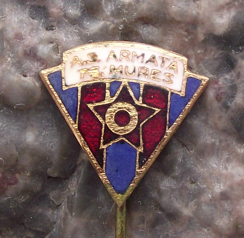 Vintage AS Armata Târgu Mureș Football Club Romania Soccer Pin Badge