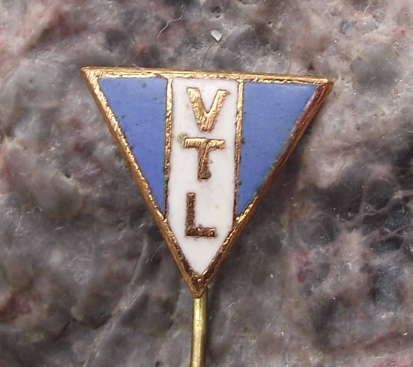 Vintage Vulturii Textila Lugoj VTL Football Club Romania Soccer Pin Badge