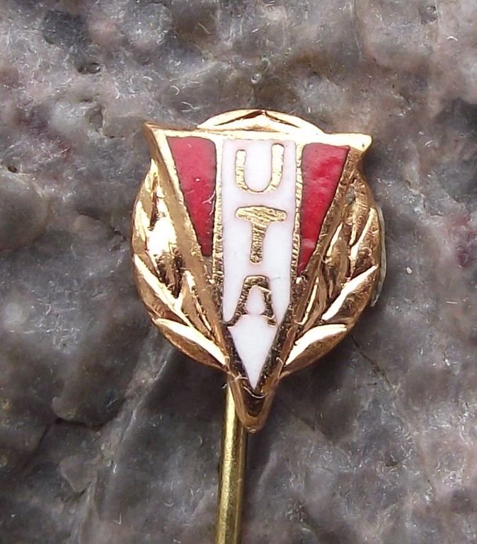 Vintage AFC UTA Arad Football Club Romania Soccer Pin Badge