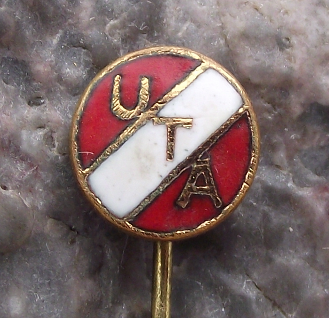 Vintage AFC UTA Arad Football Club Romania Soccer Circle Pin Badge