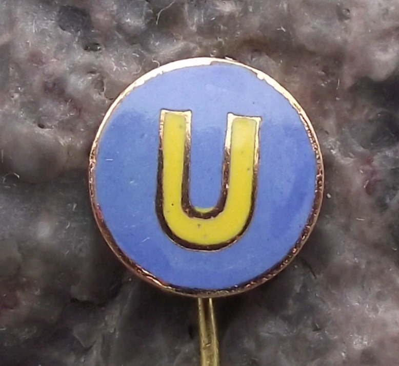 Vintage Universitatea Cluj Football Club Romania Soccer Pin Badge