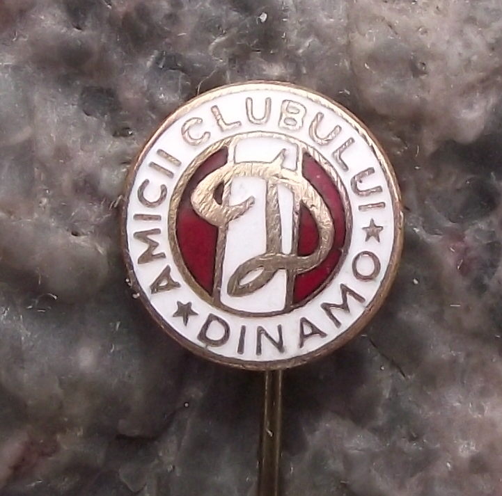 Vintage Amicii Clubului Dinamo Football Club Romania Soccer Pin Badge