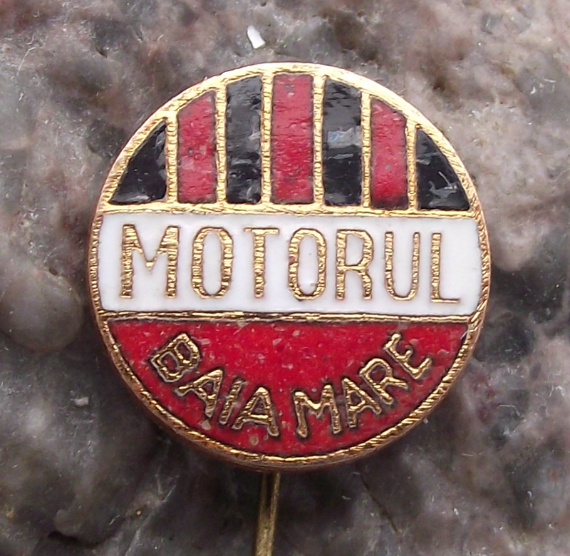 Vintage Motorul Baia Mare Football Club Romania Soccer Pin Badge