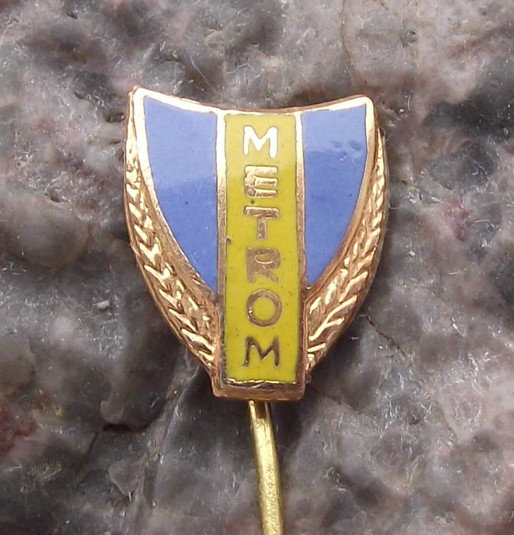Vintage Metrom Brașov Football Club Romania Soccer Pin Badge