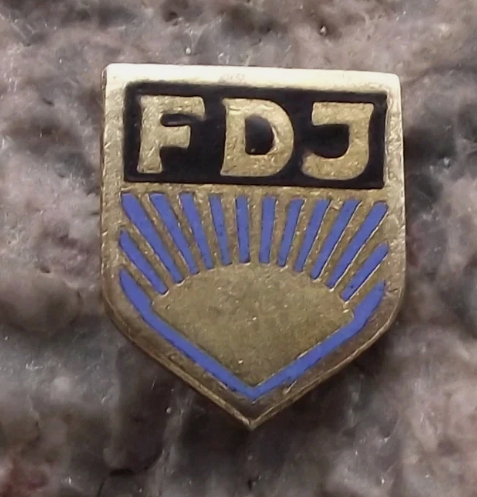Badges for andga-1627 - Mainly DDR
