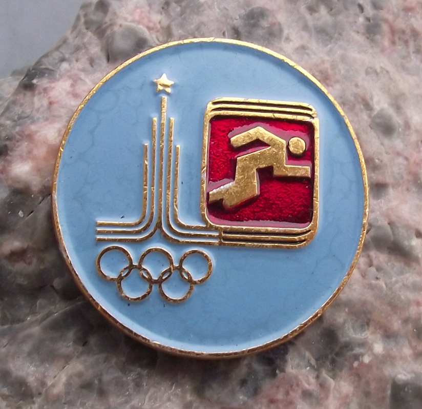 1980 Moscow Russia Summer Olympic Games Running Sprinting Track Run Pin Badge