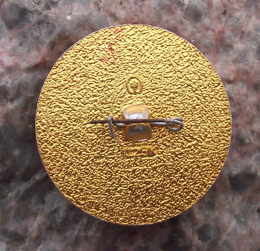 1980 Moscow Russia Summer Olympic Games Running Sprinting Track Run Pin Badge