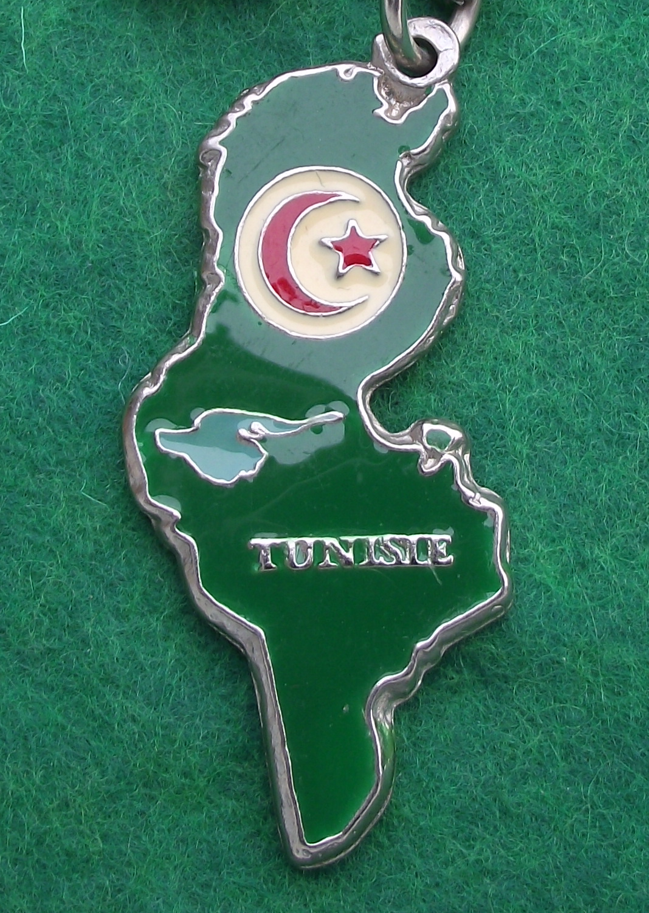 Vintage Tunisia Red Crescent Moon Star Flag Maltese Country Map Keyring