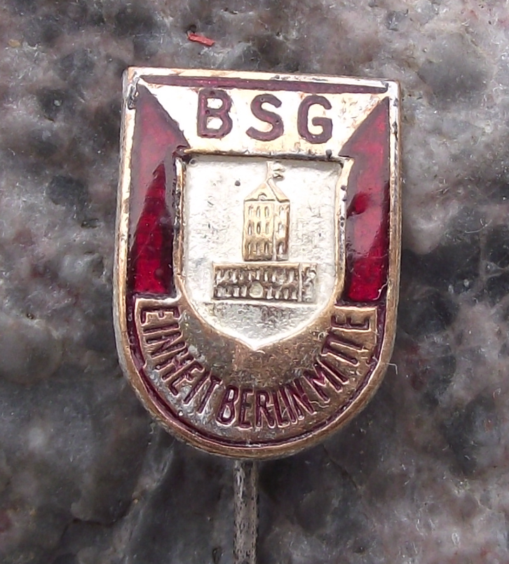 Vintage BSG Berlin-Mitte East German GDR DDR Football Soccer Pin Badge