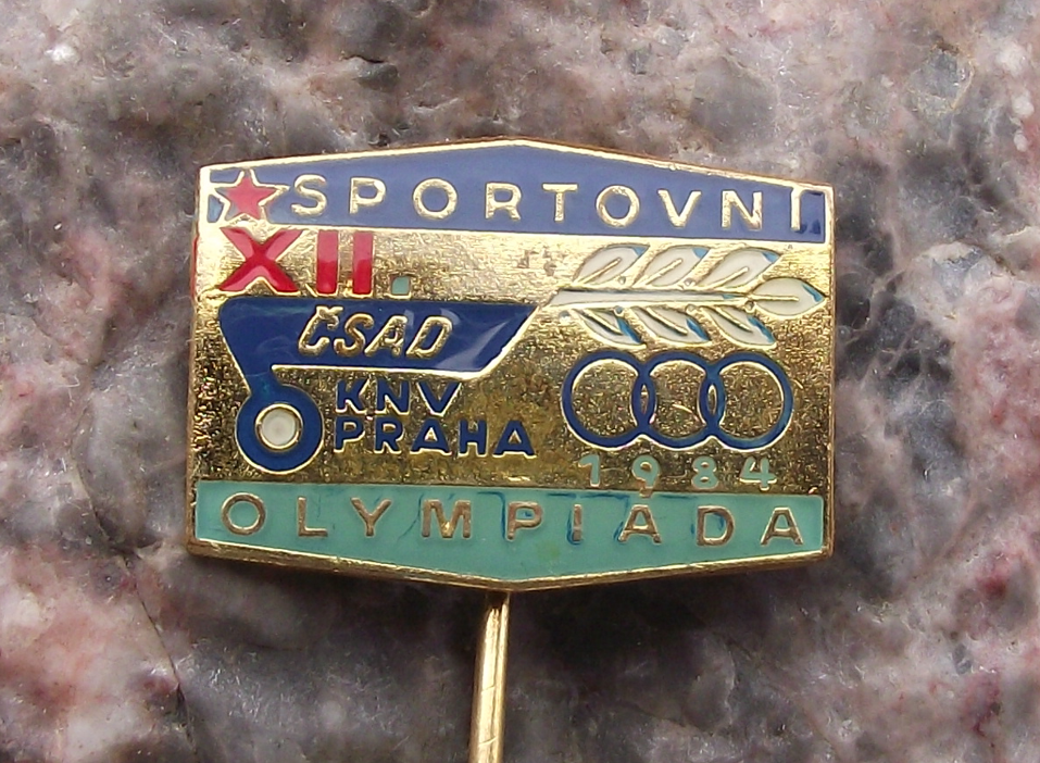 1984 CSAD Prague Praha Czech Bus Company 12th Olympics Sports Pin Badge