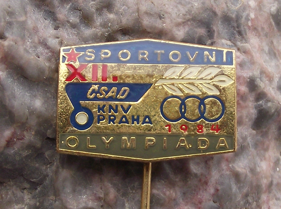 1984 CSAD Prague Praha Czech Bus Company 12th Olympics Sports Pin Badge