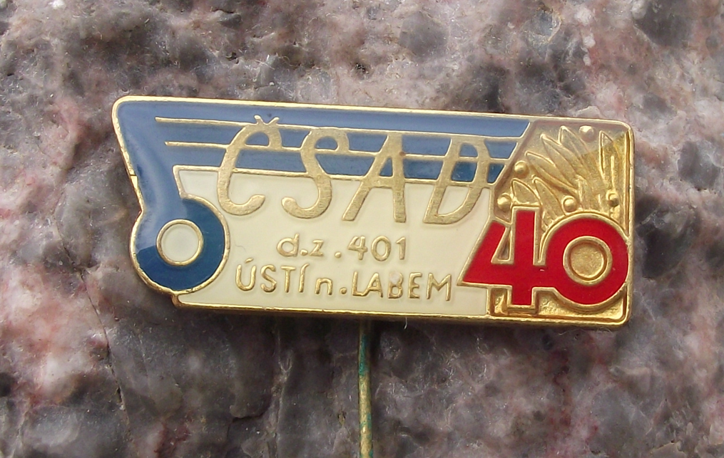 Vintage CSAD Usti nad Labem Route 401 40th Anniversary Bus Pin Badge