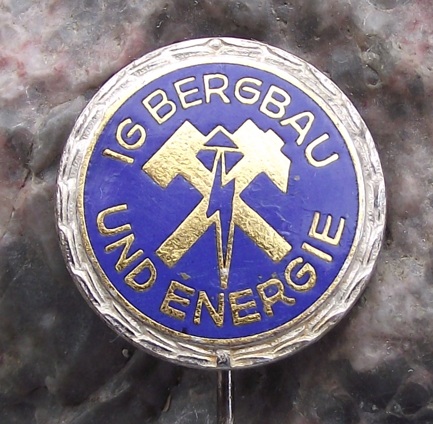 Vintage IG Bergbau und Energie East Germany DDR Mining Trade Union Pin Badge