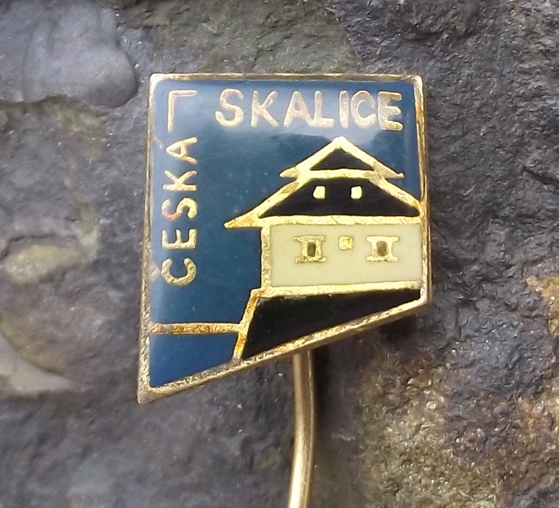 Vintage Česká Skalice Czechoslovakia Tourist Souvenir Pin Badge