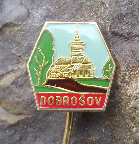 Vintage Dobrošov Jiraskova Chata Lookout Tower and Lodge Tourist Pin Badge