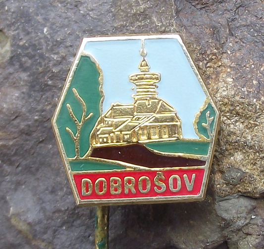Vintage Dobrošov Jiraskova Chata Lookout Tower and Lodge Tourist Pin Badge