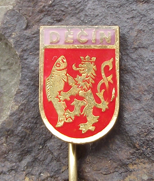 Vintage Děčín Czech Heraldic Crest Coat of Arms Lion Pin Badge