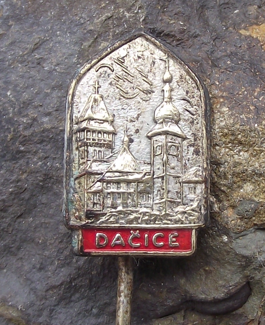 Vintage Dačice Czech Historic Renaissance Town Centre Pin Badge