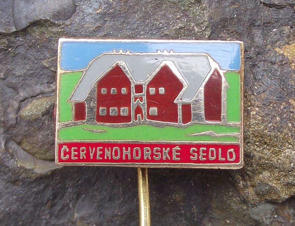 Vintage Červenohorské sedlo Czechoslovakia Ski Climbing Lodge Pin Badge