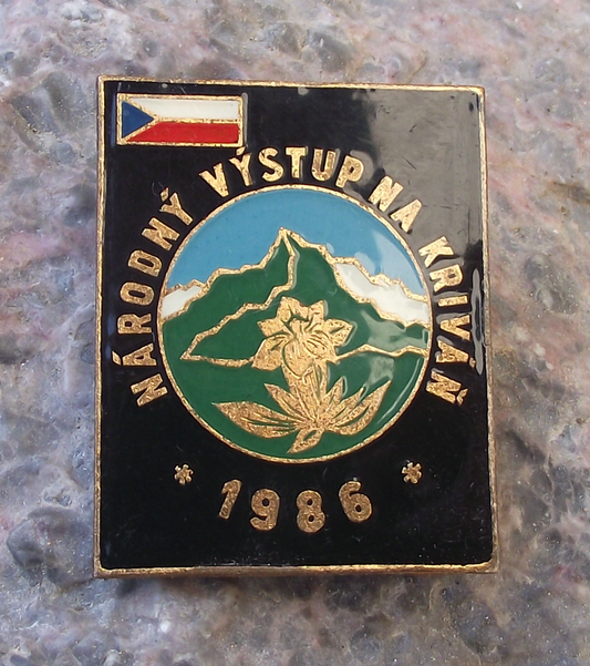 1986 Slovakia National Ascent of Krivan Mountain Climbing Pin Badge