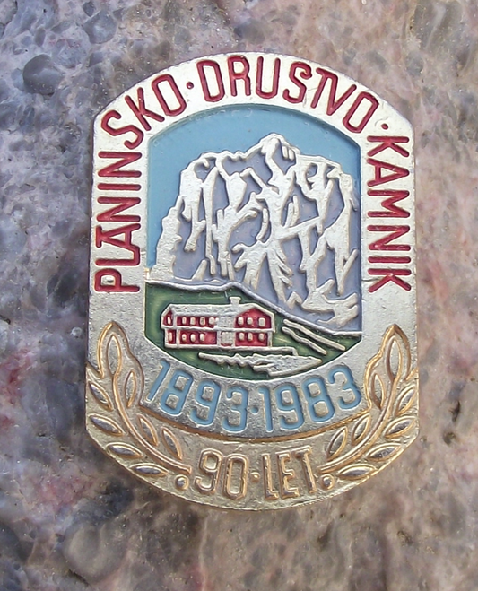 1983 Slovenia National Ascent of Kamnik Mountain Climbing Anniversary Pin Badge